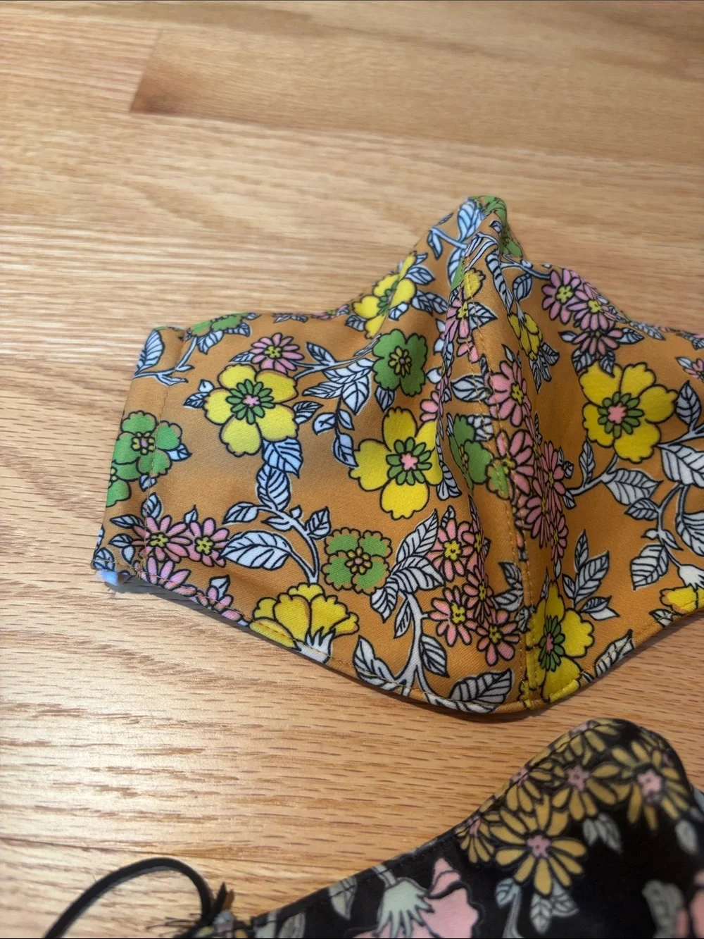 Set of 3 Tory Burch Floral Face Mask - Yellow, Black, Light Blue - like new